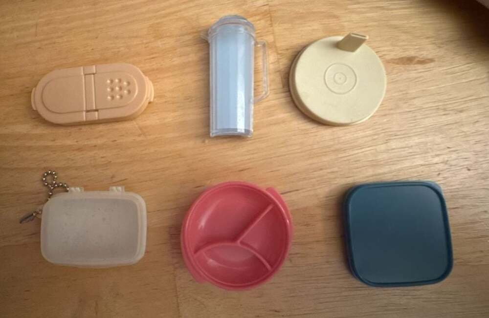 Tupperware Mini  Magnetic Accessory Lot